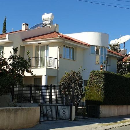 Villaviktoria Лимасол Екстериор снимка