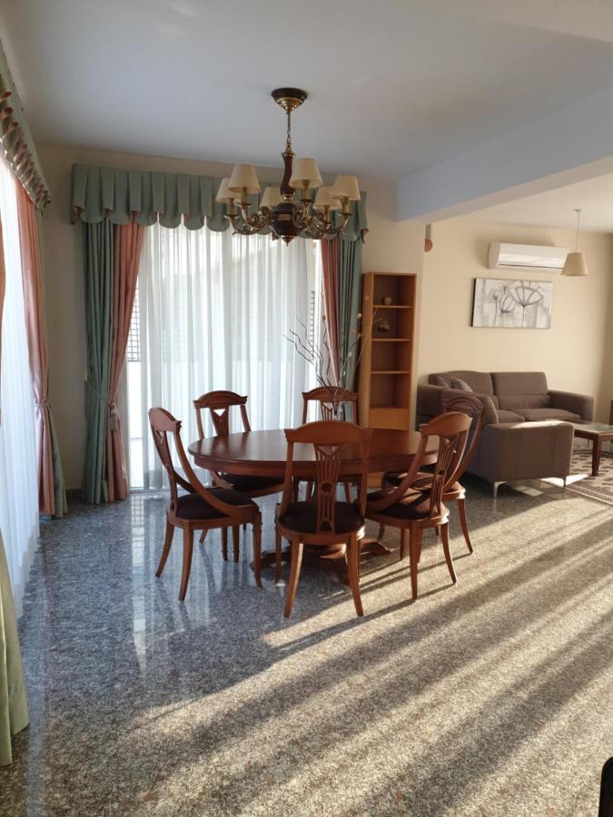 Villaviktoria Лимасол Екстериор снимка